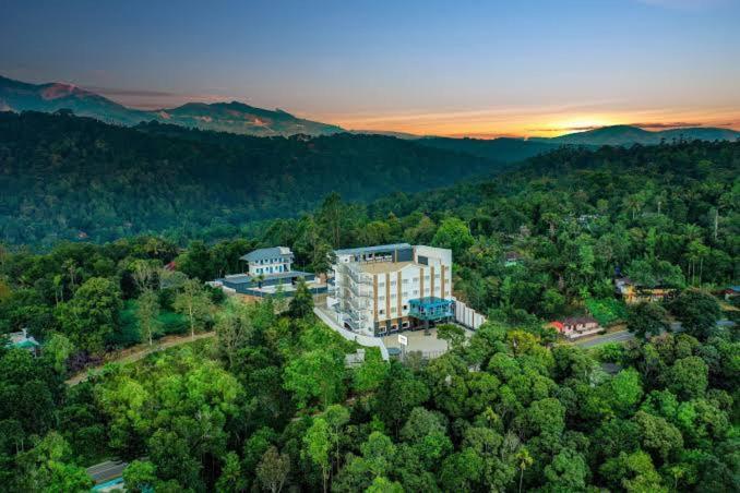Lemongrass Inn Munnar Anachal Exterior foto